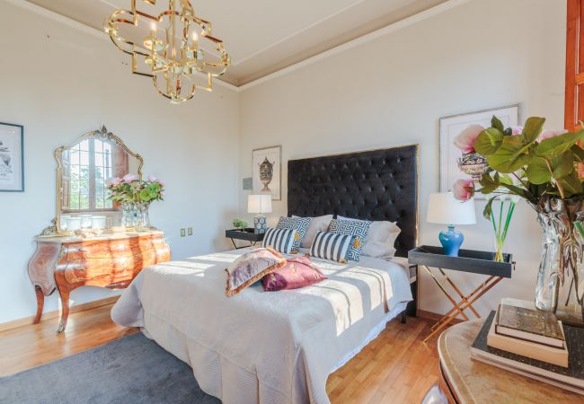 Villa a Monte San quirico - Villa Cesare, a Convenient 4 bedroom Villa with Pool close to Lucca Town Villa a Monte San quirico - Villa Cesare, a Convenient 4 bedroom Villa with Pool close to Lucca Town