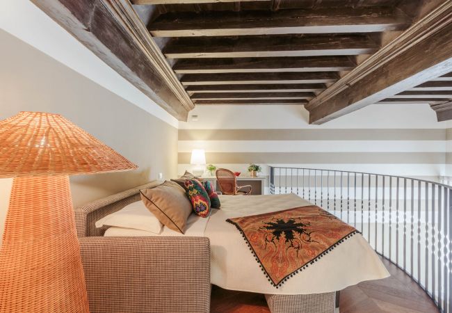 Appartamento a Lucca - Casa Edgar, elegant and classy first floor apartment inside the walls of Lucca Appartamento a Lucca - Casa Edgar, elegant and classy first floor apartment inside the walls of Lucca