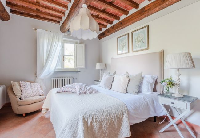 Appartamento a Monte San quirico - Jacopo Farmhouse Apartment in Wine Resort in Lucca Appartamento a Monte San quirico - Jacopo Farmhouse Apartment in Wine Resort in Lucca