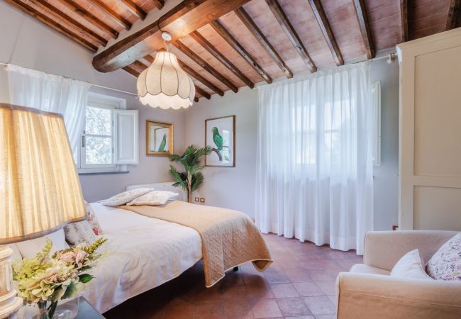 Appartamento a Monte San quirico - Maria Farmhouse Apartment in Wine Resort in Lucca Appartamento a Monte San quirico - Maria Farmhouse Apartment in Wine Resort in Lucca
