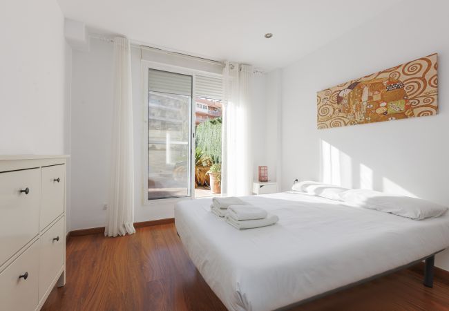 Appartamento a Barcelona - Terraza privada, 3 dormitorios, 2 baños, Barcelona centro Appartamento a Barcelona - Terraza privada, 3 dormitorios, 2 baños, Barcelona centro
