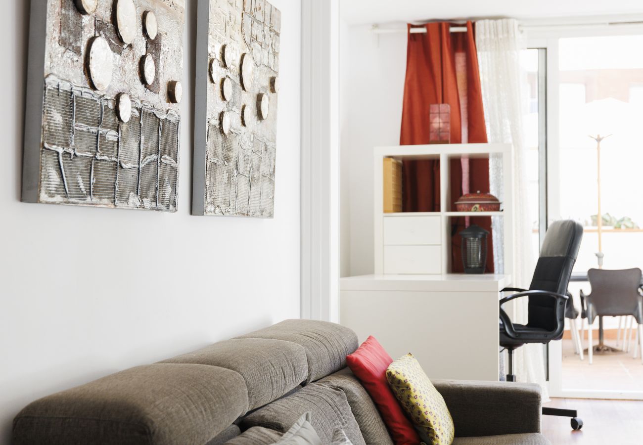 Appartamento a Barcelona - Terraza privada, 3 dormitorios, 2 baños, Barcelona centro Appartamento a Barcelona - Terraza privada, 3 dormitorios, 2 baños, Barcelona centro