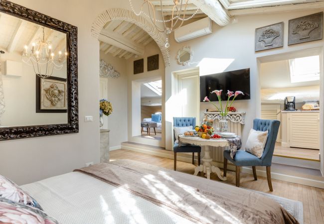 Appartamento a Lucca - Moro Studio Suite, Smart Classy Apartment in Lucca Appartamento a Lucca - Moro Studio Suite, Smart Classy Apartment in Lucca