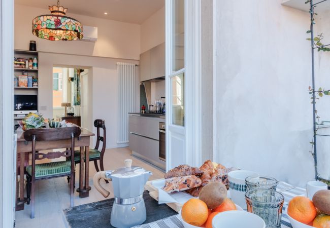 Appartamento a Lucca - Modern 1st Floor Apartment with Terrace Appartamento a Lucca - Modern 1st Floor Apartment with Terrace