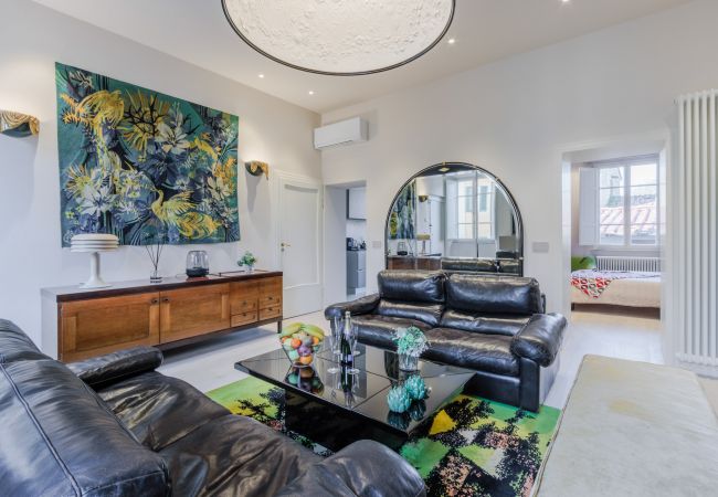 Appartamento a Lucca - Modern 1st Floor Apartment with Terrace Appartamento a Lucca - Modern 1st Floor Apartment with Terrace