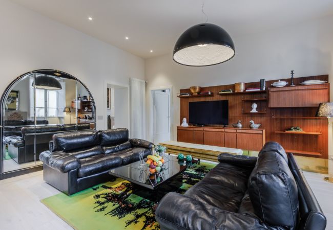 Appartamento a Lucca - Modern 1st Floor Apartment with Terrace Appartamento a Lucca - Modern 1st Floor Apartment with Terrace