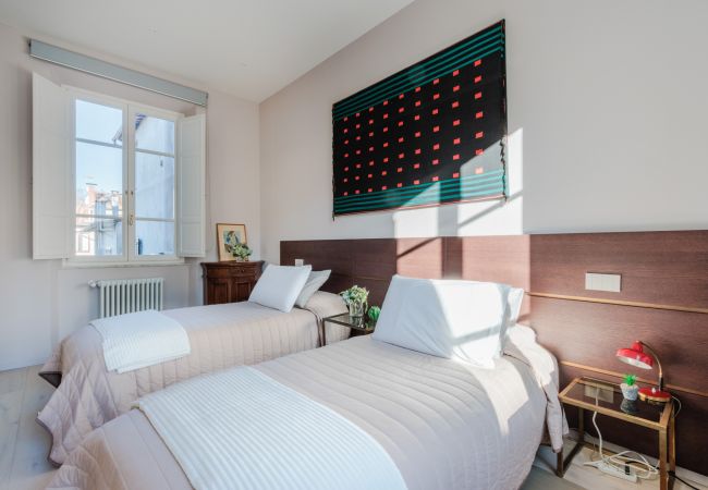 Appartamento a Lucca - Modern 1st Floor Apartment with Terrace Appartamento a Lucca - Modern 1st Floor Apartment with Terrace