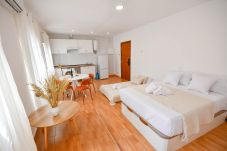Studio a Madrid - ESTUDIO TETUAN 