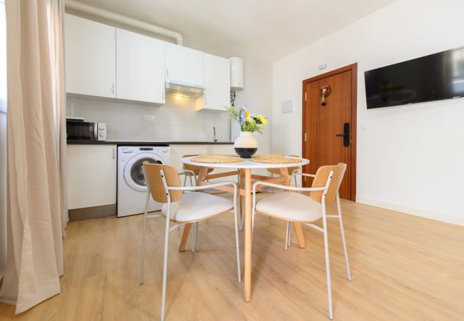Studio a Madrid - TETUAN -  Studio a Madrid - TETUAN -