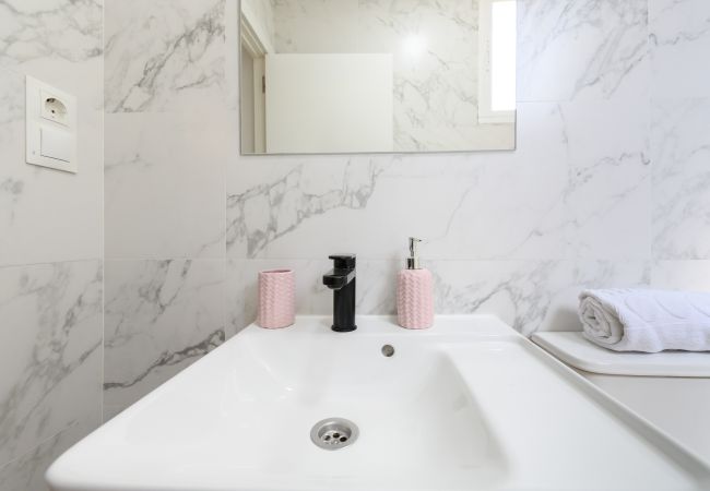 Studio a Madrid - TETUAN -  Studio a Madrid - TETUAN -