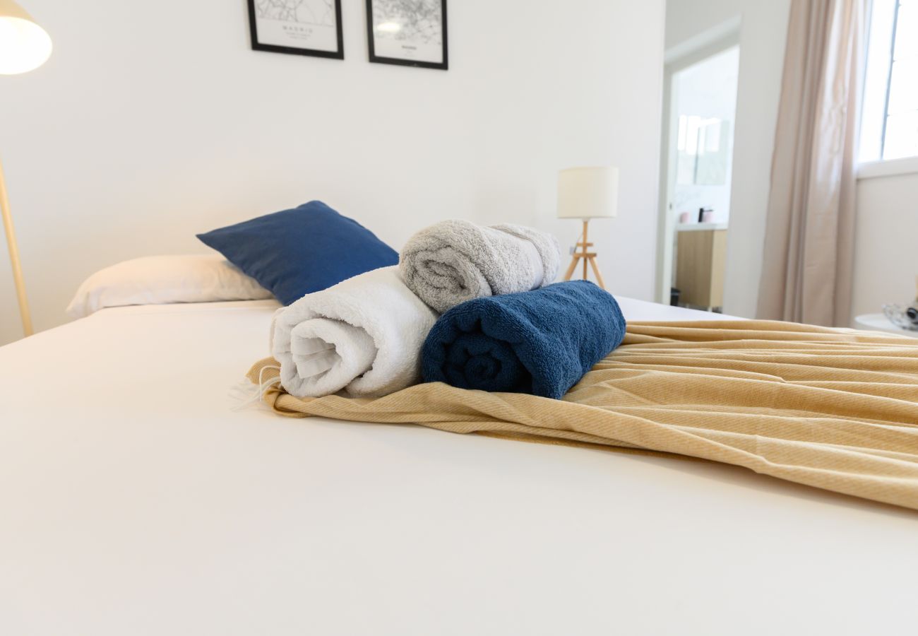 Studio a Madrid - TETUAN -  Studio a Madrid - TETUAN -