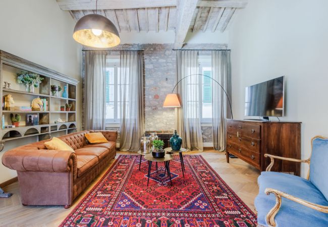 Appartamento a Lucca - The Healing Garden, 4 bedrooms Villa inside the Walls Appartamento a Lucca - The Healing Garden, 4 bedrooms Villa inside the Walls
