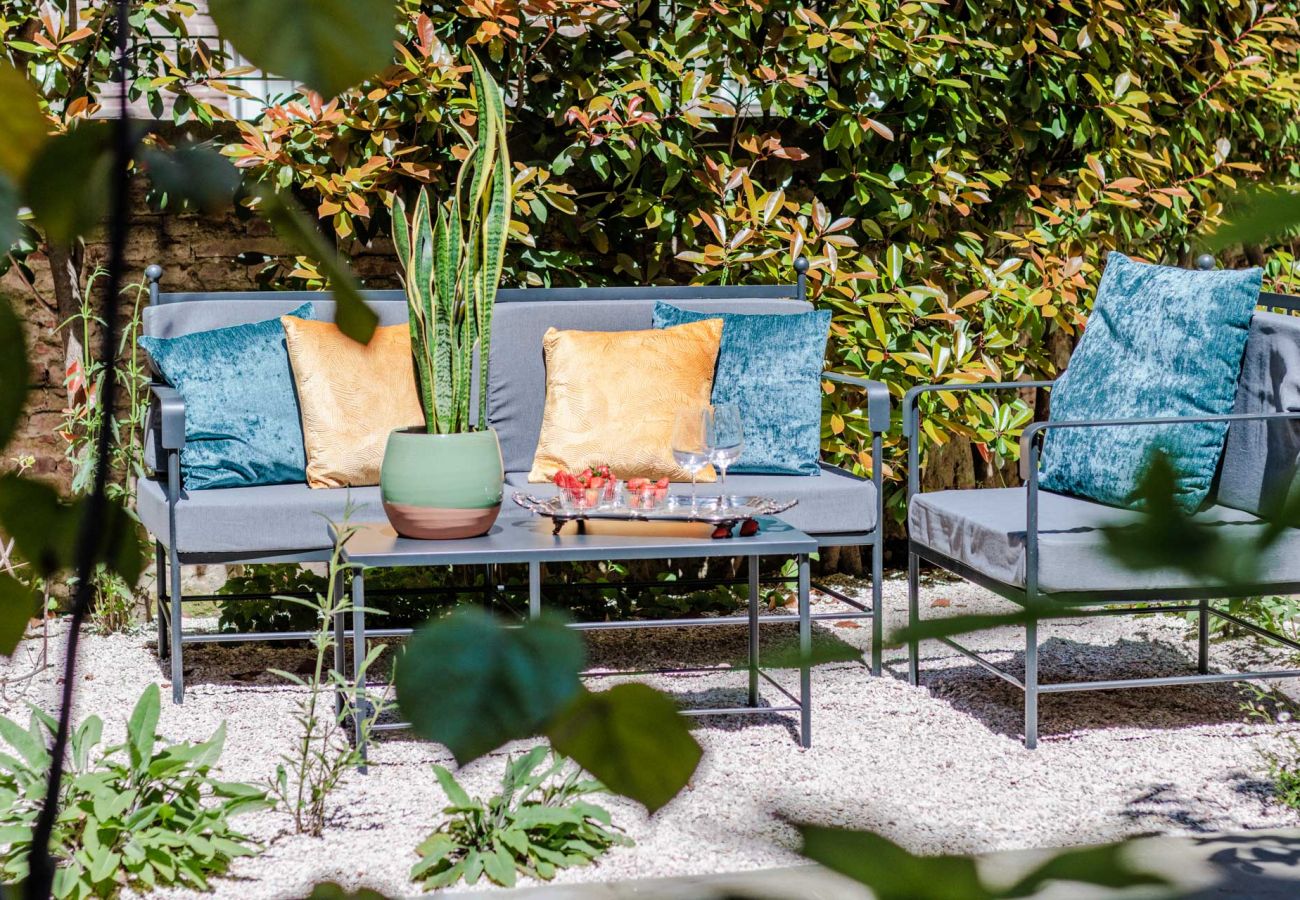 Appartamento a Lucca - The Healing Garden, 4 bedrooms Villa inside the Walls Appartamento a Lucca - The Healing Garden, 4 bedrooms Villa inside the Walls