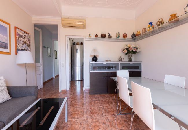 Appartamento a Barcelona - Piso modernista en el centro del Eixample Appartamento a Barcelona - Piso modernista en el centro del Eixample