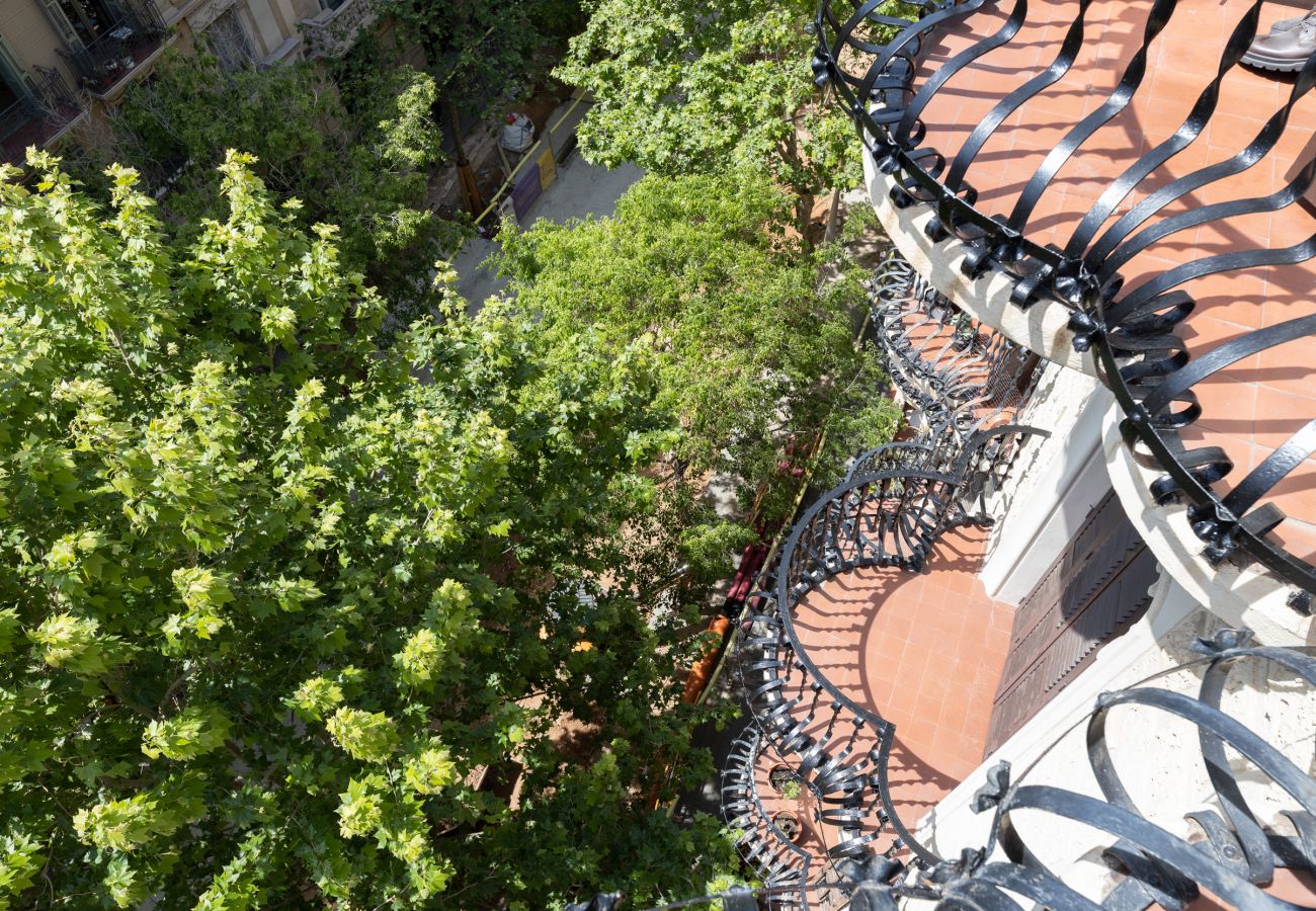Appartamento a Barcelona - Piso modernista en el centro del Eixample Appartamento a Barcelona - Piso modernista en el centro del Eixample