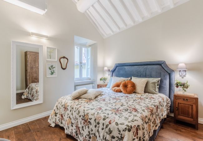 Appartamento a Lucca - 3 bedrooms Apartment by the Lucca Cathedral Appartamento a Lucca - 3 bedrooms Apartment by the Lucca Cathedral