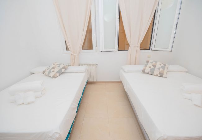 Appartamento a Madrid - Habitaciones en alquiler en Barrio Chueca - Madrid INF1F Appartamento a Madrid - Habitaciones en alquiler en Barrio Chueca - Madrid INF1F