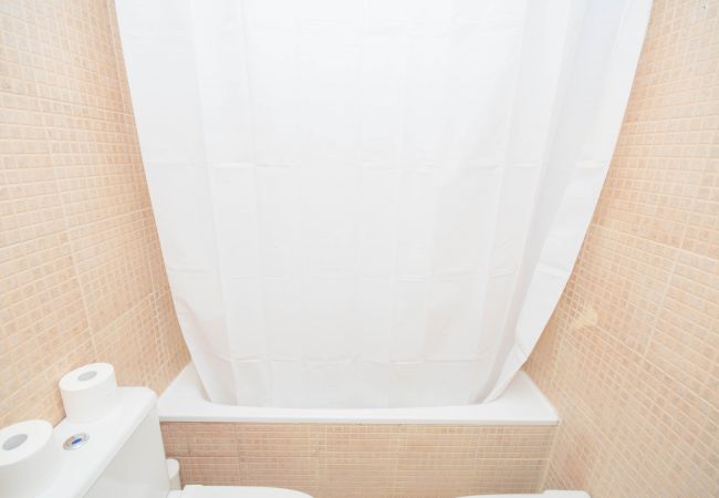 Appartamento a Madrid - Habitaciones en alquiler en Barrio Chueca - Madrid INF1F Appartamento a Madrid - Habitaciones en alquiler en Barrio Chueca - Madrid INF1F