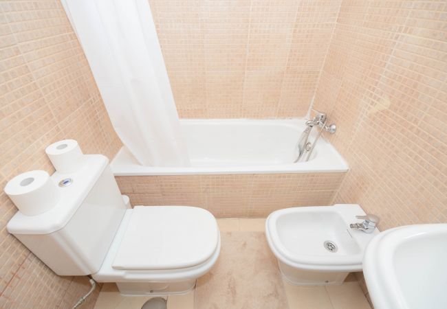 Appartamento a Madrid - Habitaciones en alquiler en Barrio Chueca - Madrid INF1F Appartamento a Madrid - Habitaciones en alquiler en Barrio Chueca - Madrid INF1F