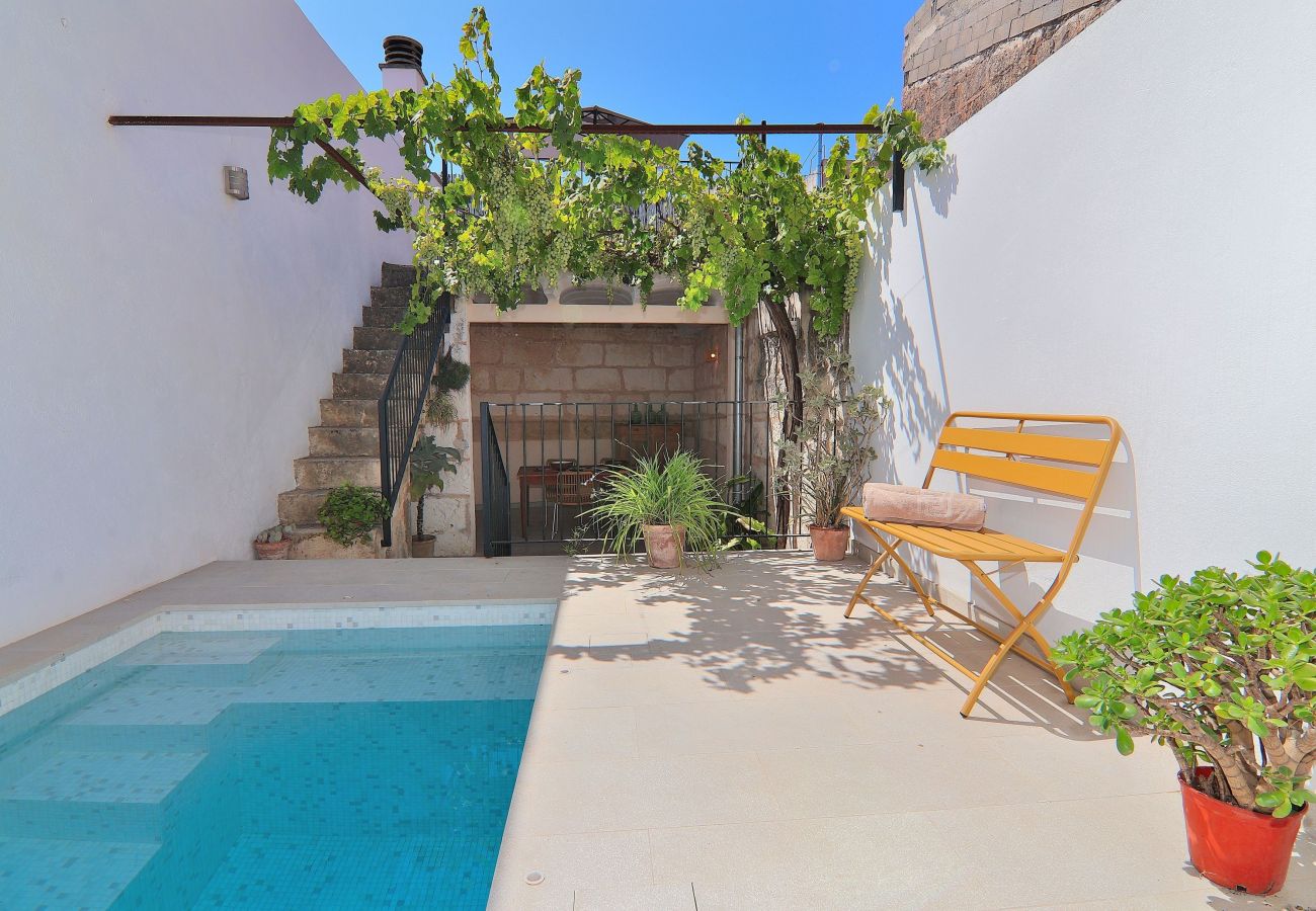 Casa a Muro - Es Colomer 265 preciosa casa de pueblo con piscina, aire acondicionado y fibra óptica Casa a Muro - Es Colomer 265 preciosa casa de pueblo con piscina, aire acondicionado y fibra óptica