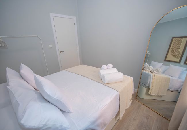 Appartamento a Madrid - Luminoso y amplio apartamento en Cuatro Caminos Madrid. Temporal  Appartamento a Madrid - Luminoso y amplio apartamento en Cuatro Caminos Madrid. Temporal