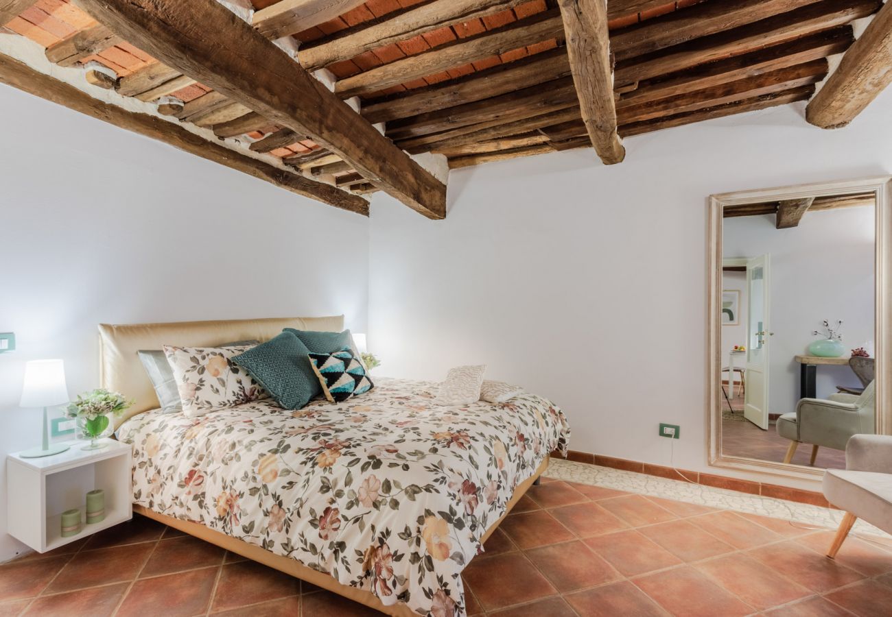 Appartamento a Lucca - Casa Al Dipinto, an Apartment with Garden Appartamento a Lucca - Casa Al Dipinto, an Apartment with Garden
