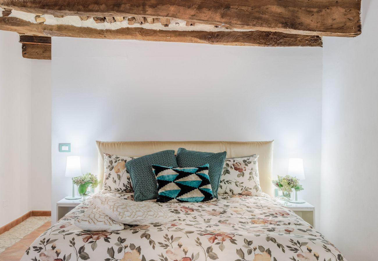 Appartamento a Lucca - Casa Al Dipinto, an Apartment with Garden Appartamento a Lucca - Casa Al Dipinto, an Apartment with Garden