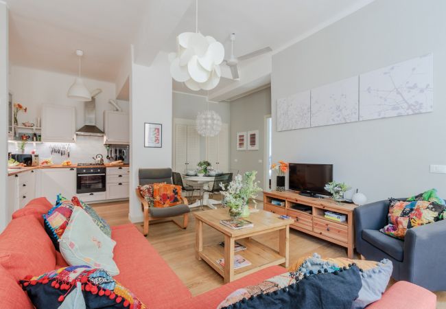 Appartamento a Lucca - Miss Penny, a Welcoming Modern  2 Bedrooms Apartment at Piazza San Michele Appartamento a Lucca - Miss Penny, a Welcoming Modern  2 Bedrooms Apartment at Piazza San Michele