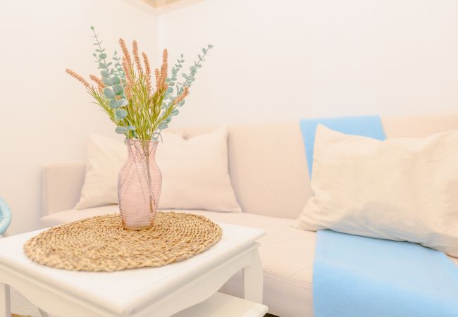 Appartamento a Madrid - Atractivo apartamento de un dormitorio con patio interior junto al Intercambiador de Avenida América Temporal Appartamento a Madrid - Atractivo apartamento de un dormitorio con patio interior junto al Intercambiador de Avenida América Temporal