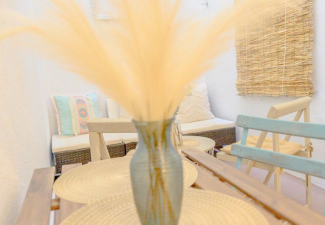 Appartamento a Madrid - Atractivo apartamento de un dormitorio con patio interior junto al Intercambiador de Avenida América Temporal Appartamento a Madrid - Atractivo apartamento de un dormitorio con patio interior junto al Intercambiador de Avenida América Temporal