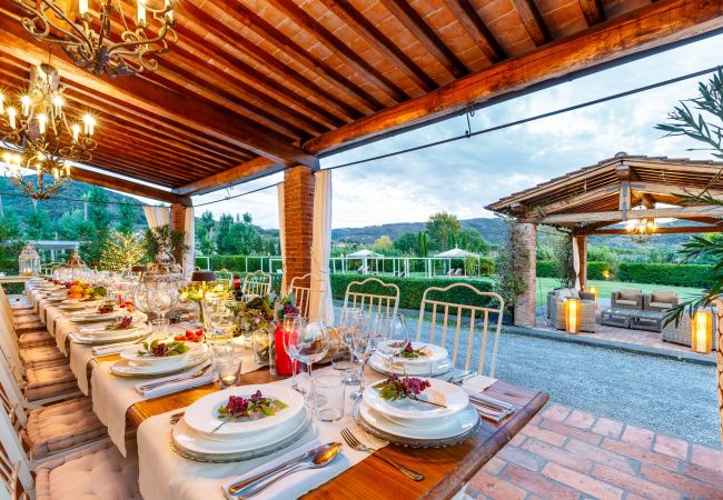 Villa a Pieve a Nievole - Elevate Your Escape: Discover Timeless Charm in a Majestic Retreat Amid Lucca and Florence Villa a Pieve a Nievole - Elevate Your Escape: Discover Timeless Charm in a Majestic Retreat Amid Lucca and Florence