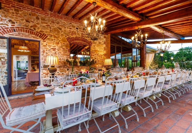 Villa a Pieve a Nievole - Elevate Your Escape: Discover Timeless Charm in a Majestic Retreat Amid Lucca and Florence Villa a Pieve a Nievole - Elevate Your Escape: Discover Timeless Charm in a Majestic Retreat Amid Lucca and Florence