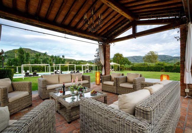 Villa a Pieve a Nievole - Elevate Your Escape: Discover Timeless Charm in a Majestic Retreat Amid Lucca and Florence Villa a Pieve a Nievole - Elevate Your Escape: Discover Timeless Charm in a Majestic Retreat Amid Lucca and Florence