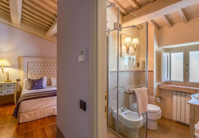 Villa a Pieve a Nievole - Elevate Your Escape: Discover Timeless Charm in a Majestic Retreat Amid Lucca and Florence Villa a Pieve a Nievole - Elevate Your Escape: Discover Timeless Charm in a Majestic Retreat Amid Lucca and Florence