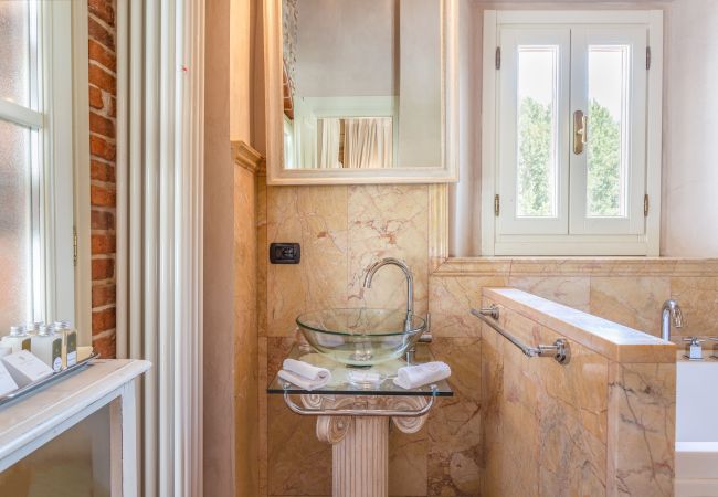 Villa a Pieve a Nievole - Elevate Your Escape: Discover Timeless Charm in a Majestic Retreat Amid Lucca and Florence Villa a Pieve a Nievole - Elevate Your Escape: Discover Timeless Charm in a Majestic Retreat Amid Lucca and Florence