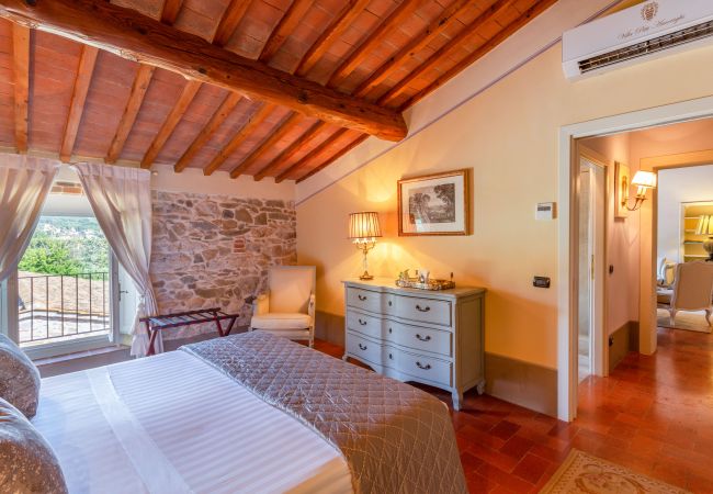 Villa a Pieve a Nievole - Elevate Your Escape: Discover Timeless Charm in a Majestic Retreat Amid Lucca and Florence Villa a Pieve a Nievole - Elevate Your Escape: Discover Timeless Charm in a Majestic Retreat Amid Lucca and Florence