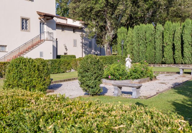 Villa a Pieve a Nievole - Elevate Your Escape: Discover Timeless Charm in a Majestic Retreat Amid Lucca and Florence Villa a Pieve a Nievole - Elevate Your Escape: Discover Timeless Charm in a Majestic Retreat Amid Lucca and Florence