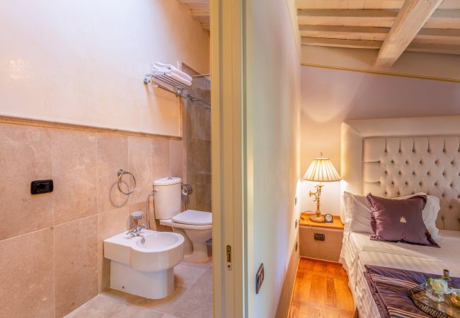Villa a Pieve a Nievole - Elevate Your Escape: Discover Timeless Charm in a Majestic Retreat Amid Lucca and Florence Villa a Pieve a Nievole - Elevate Your Escape: Discover Timeless Charm in a Majestic Retreat Amid Lucca and Florence