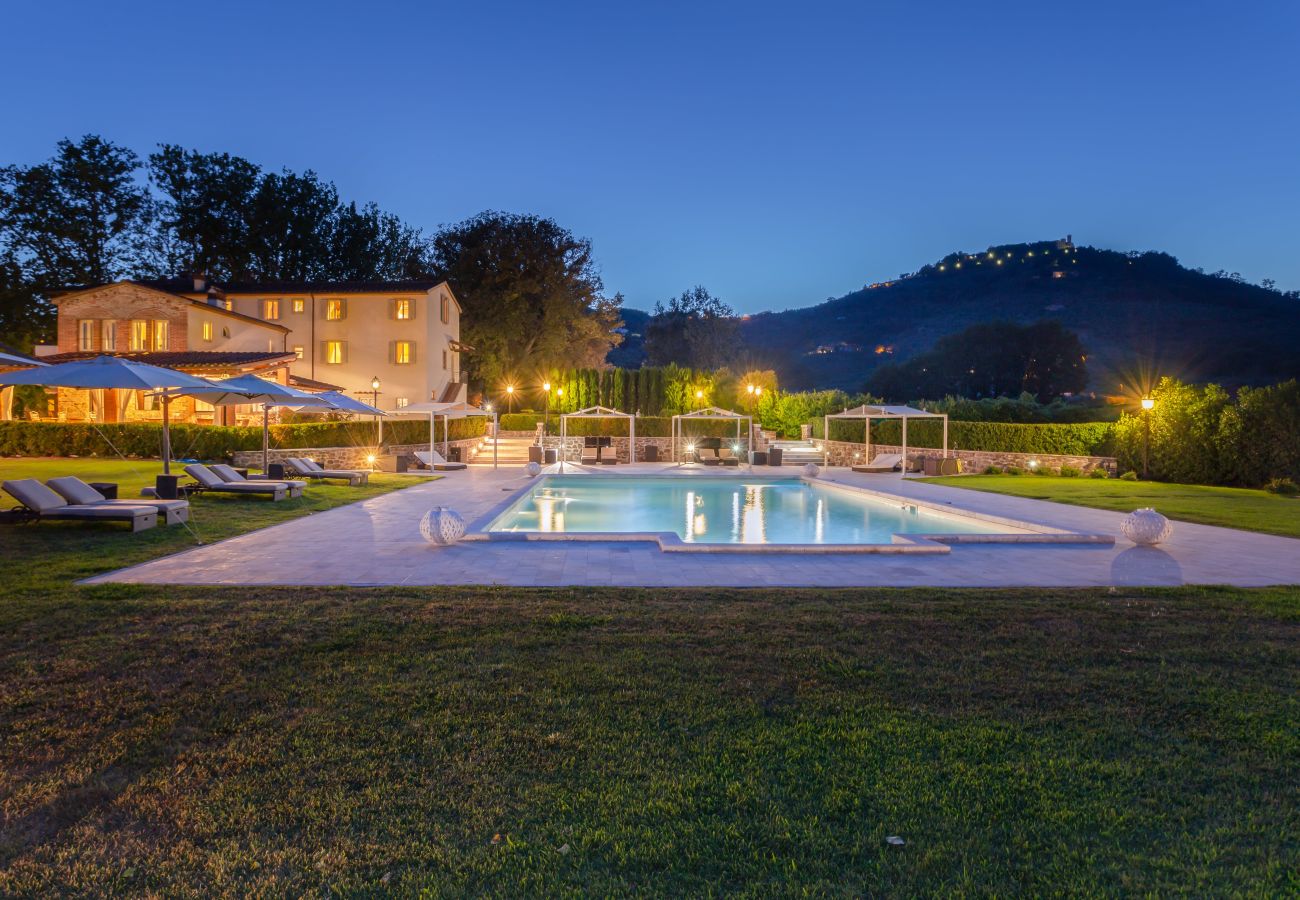 Villa a Pieve a Nievole - Elevate Your Escape: Discover Timeless Charm in a Majestic Retreat Amid Lucca and Florence Villa a Pieve a Nievole - Elevate Your Escape: Discover Timeless Charm in a Majestic Retreat Amid Lucca and Florence
