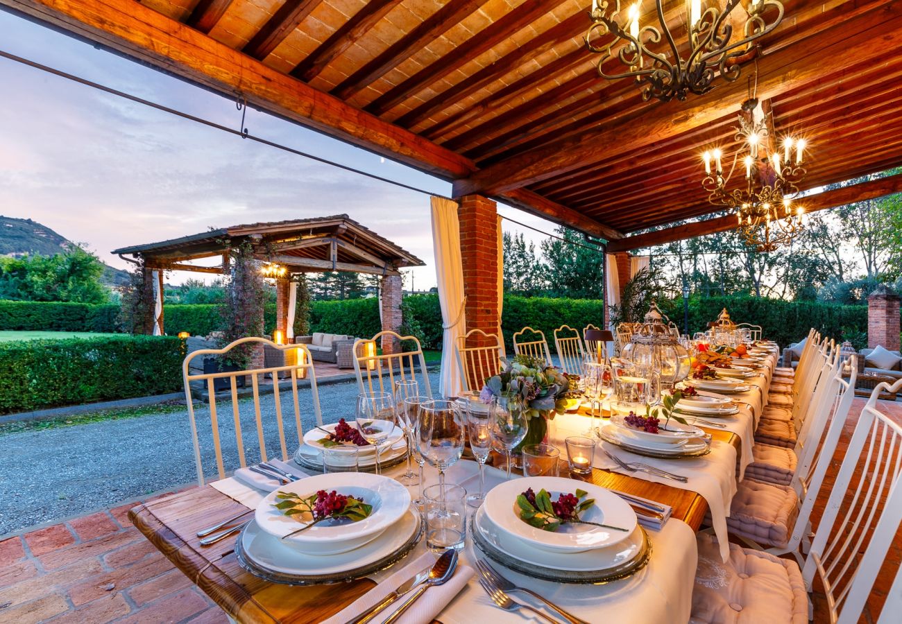 Villa a Pieve a Nievole - Elevate Your Escape: Discover Timeless Charm in a Majestic Retreat Amid Lucca and Florence Villa a Pieve a Nievole - Elevate Your Escape: Discover Timeless Charm in a Majestic Retreat Amid Lucca and Florence