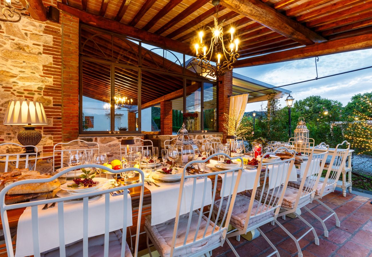 Villa a Pieve a Nievole - Elevate Your Escape: Discover Timeless Charm in a Majestic Retreat Amid Lucca and Florence Villa a Pieve a Nievole - Elevate Your Escape: Discover Timeless Charm in a Majestic Retreat Amid Lucca and Florence