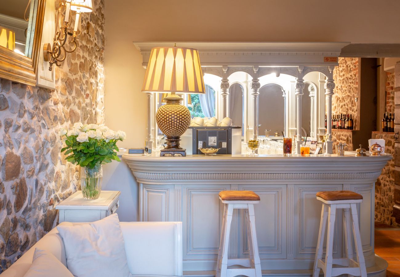 Villa a Pieve a Nievole - Elevate Your Escape: Discover Timeless Charm in a Majestic Retreat Amid Lucca and Florence Villa a Pieve a Nievole - Elevate Your Escape: Discover Timeless Charm in a Majestic Retreat Amid Lucca and Florence
