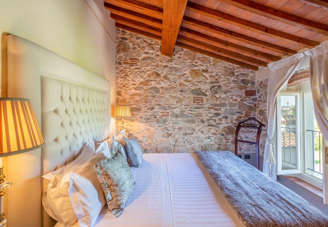 Villa a Pieve a Nievole - Elevate Your Escape: Discover Timeless Charm in a Majestic Retreat Amid Lucca and Florence Villa a Pieve a Nievole - Elevate Your Escape: Discover Timeless Charm in a Majestic Retreat Amid Lucca and Florence