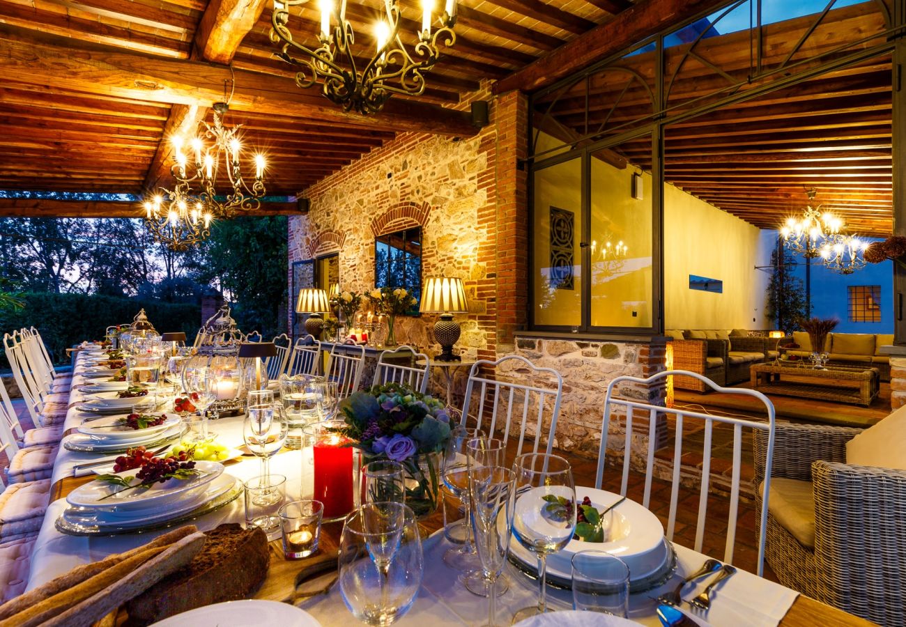 Villa a Pieve a Nievole - Elevate Your Escape: Discover Timeless Charm in a Majestic Retreat Amid Lucca and Florence Villa a Pieve a Nievole - Elevate Your Escape: Discover Timeless Charm in a Majestic Retreat Amid Lucca and Florence