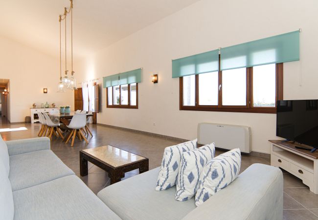 Villa a Sineu - Villa Caluix con A/A, internet y piscina Villa a Sineu - Villa Caluix con A/A, internet y piscina