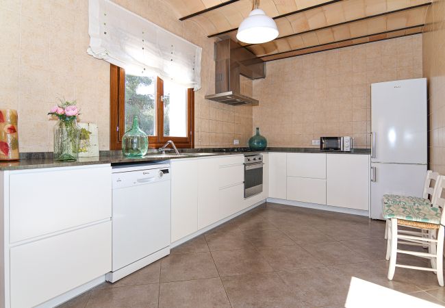 Villa a Sineu - Villa Caluix con A/A, internet y piscina Villa a Sineu - Villa Caluix con A/A, internet y piscina