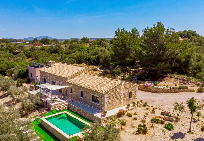Villa a Sineu - Villa Caluix con A/A, internet y piscina Villa a Sineu - Villa Caluix con A/A, internet y piscina