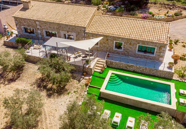 Villa a Sineu - Villa Caluix con A/A, internet y piscina Villa a Sineu - Villa Caluix con A/A, internet y piscina