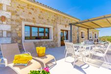 Villa a Sineu - Villa Caluix con A/A, internet y piscina
