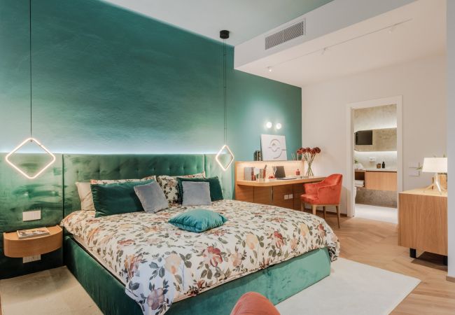Appartamento a Lucca - Casa Silvestro Modern Spacious 3 Bedrooms Luxury Apartment inside the Walls of Lucca Appartamento a Lucca - Casa Silvestro Modern Spacious 3 Bedrooms Luxury Apartment inside the Walls of Lucca